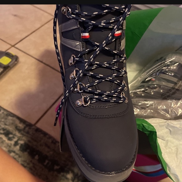 Tommy Hilfiger wedge boots - Picture 2 of 9